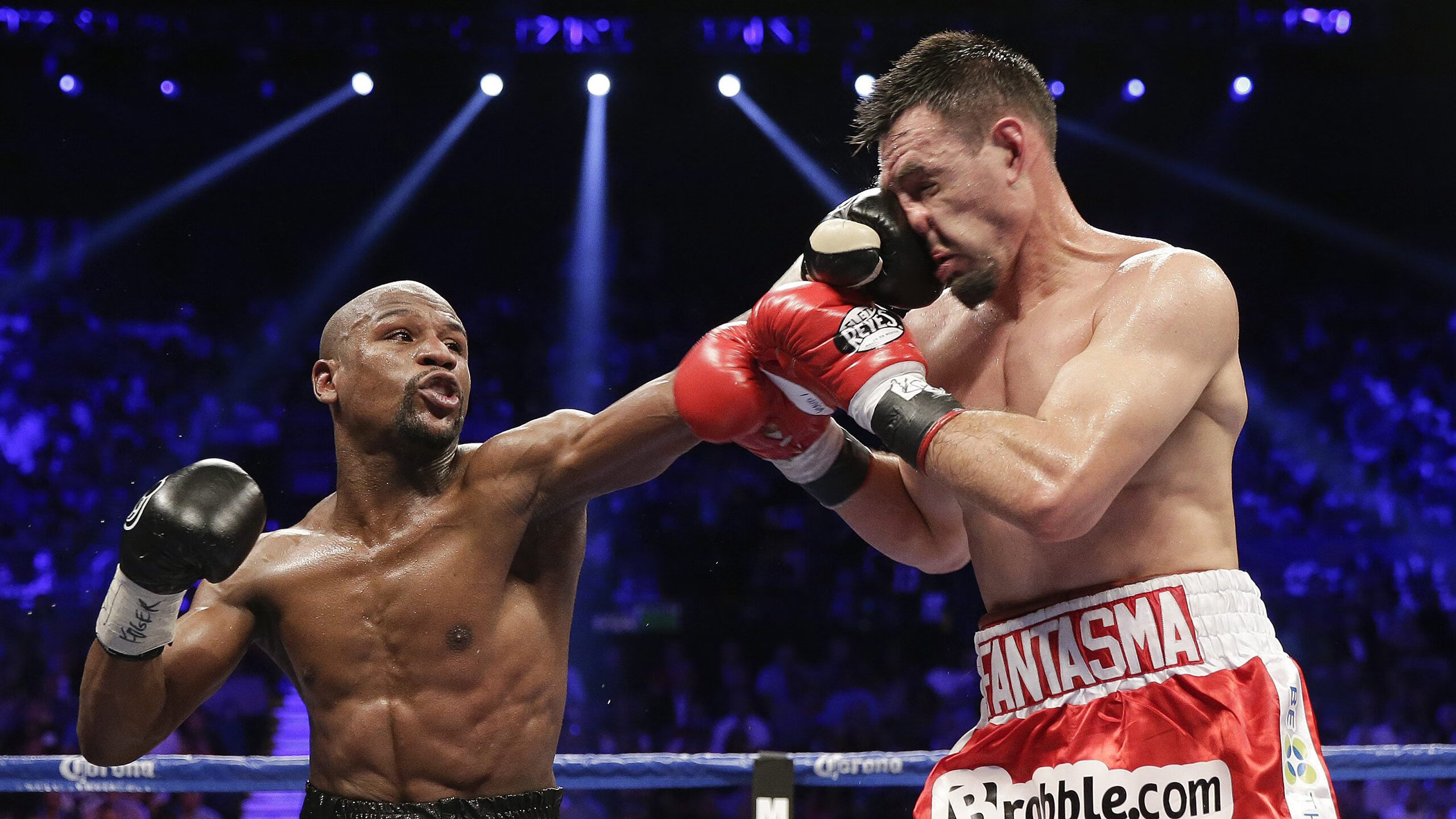 欧冠淘汰赛之夜，布雷默状态火热，当铁卫成为最锋利的矛